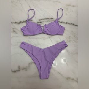 ✨NEW✨ Women’s purple bikini